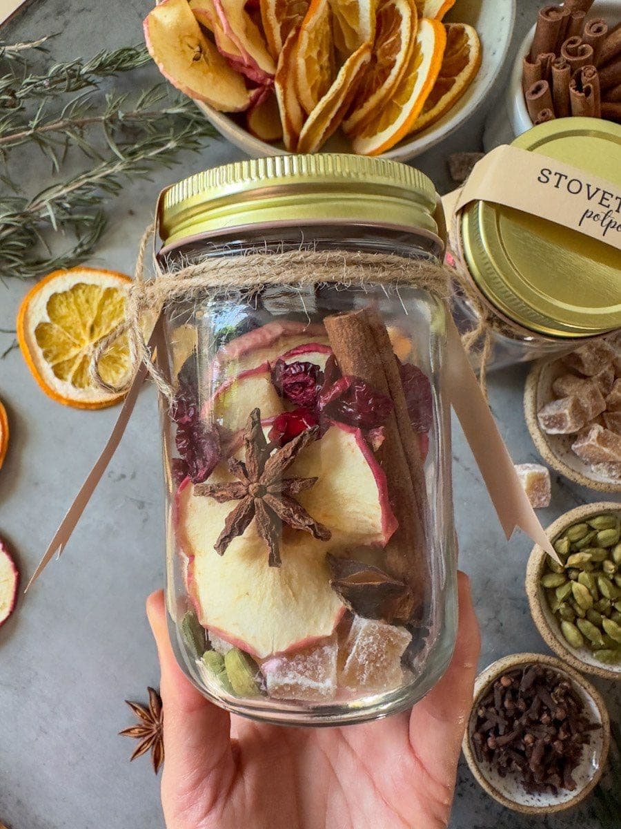 Holiday Stovetop Potpourri Mason Jar Recipes Free Printable Gift Tag Homestead And Chill