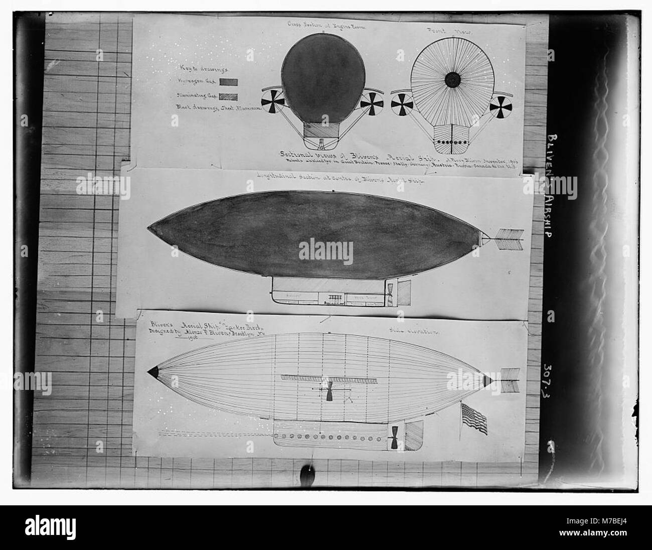 Airship Design Drawing Hi res Stock Photography And Images Alamy
